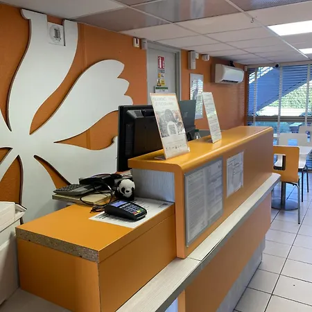 Premiere Classe Angouleme Отель *