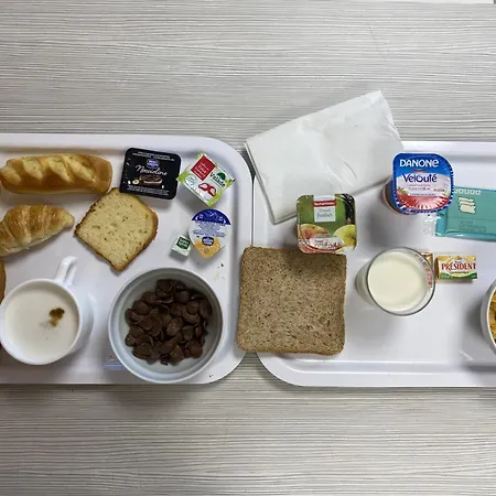 Premiere Classe Angouleme Отель *