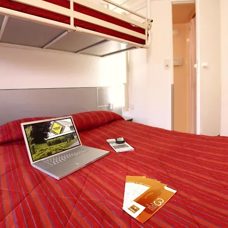 Premiere Classe Angouleme Отель *