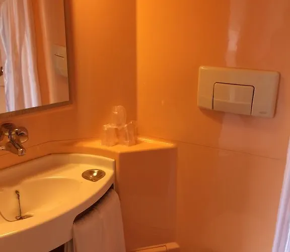 Premiere Classe Angouleme * La Couronne (Charente)