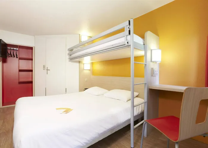 Hotel Premiere Classe Angouleme La Couronne (Charente)