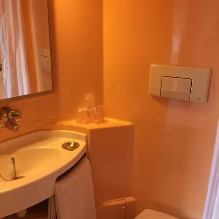 Premiere Classe Angouleme * La Couronne (Charente)
