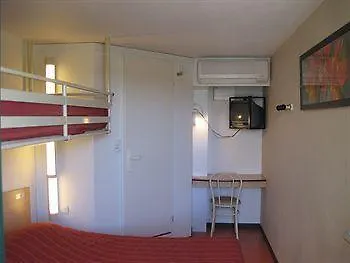 Premiere Classe Angouleme La Couronne Hotel