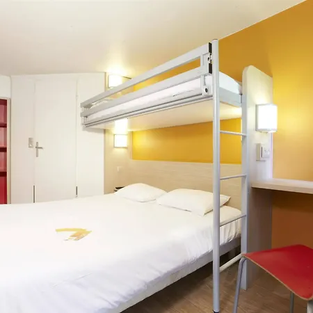 Hotel Premiere Classe Angoulême La Couronne (Charente)