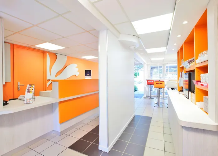 Premiere Classe Angouleme Hotel La Couronne (Charente)